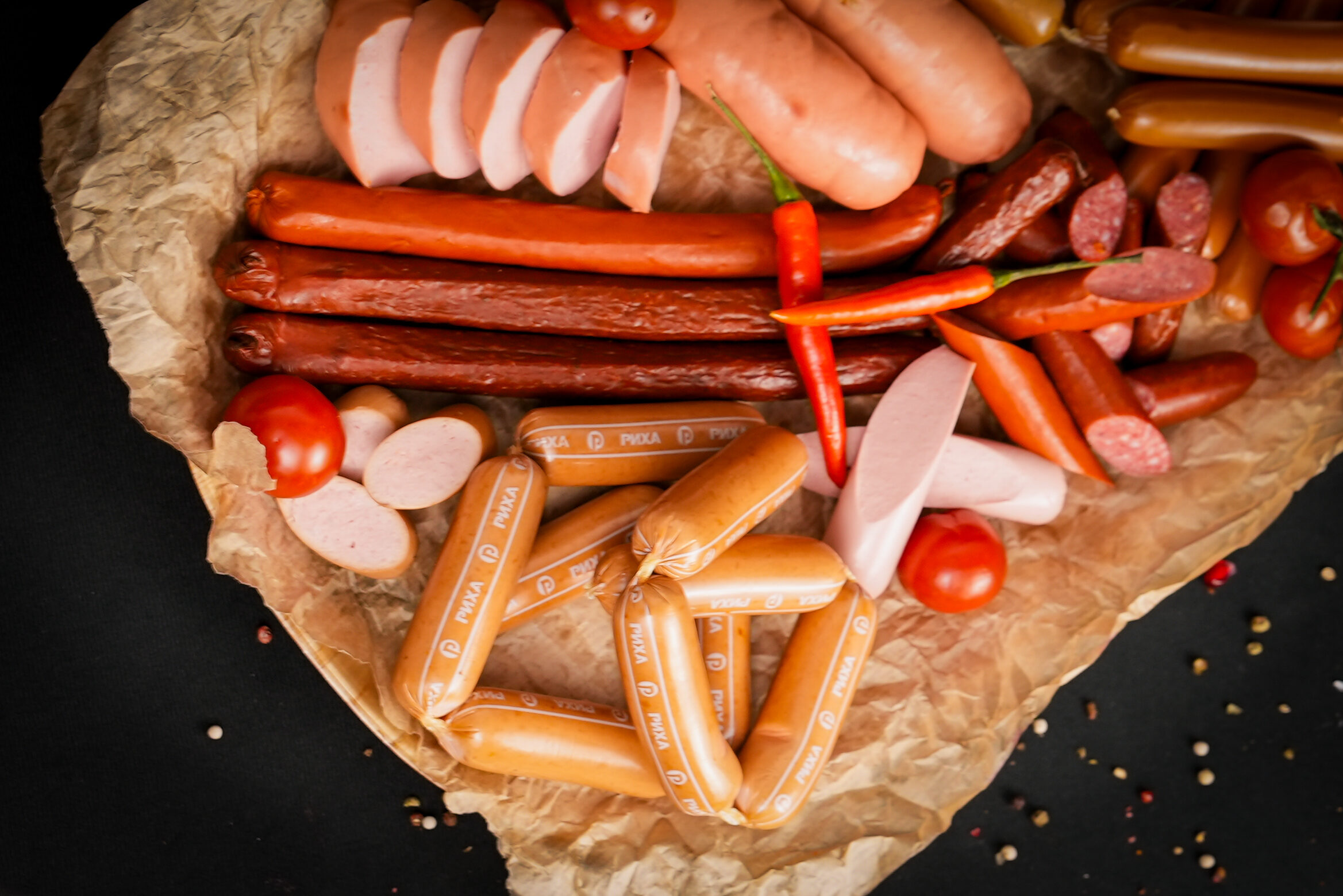 Сосискалар жана сарделкалар